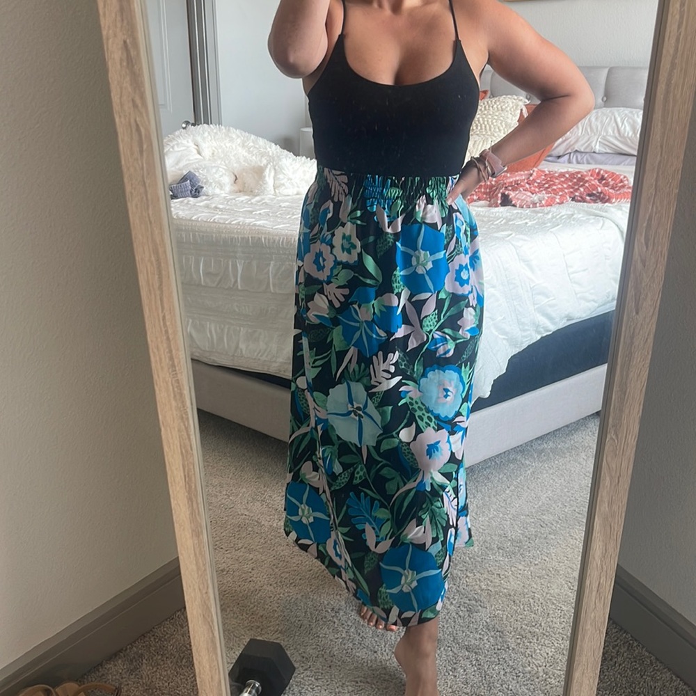 LOFT outlet maxi skirt medium blue green and black Floral